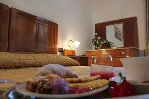 Albergo Monte Marsicano 3*